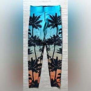 Cor by Ultracor leggings. The California print!  Not for wallflowers!!